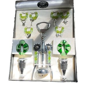 Wild Eye Designs Bar Jeweled Accessory Set  NWOT